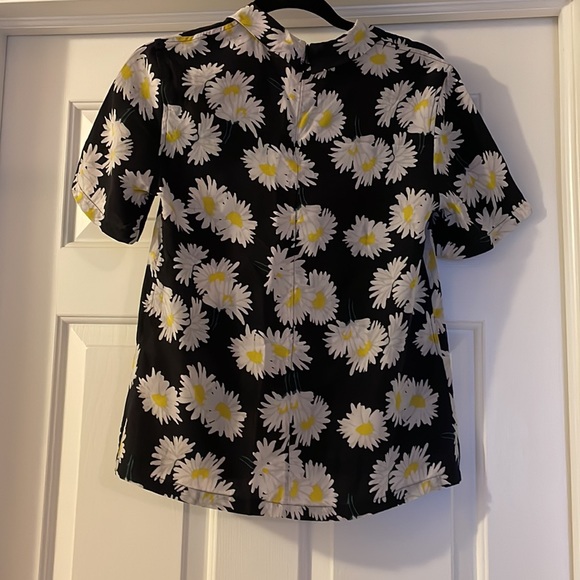 Equipment 100% Silk Daisy Top - Picture 4 of 5